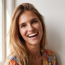 Inès